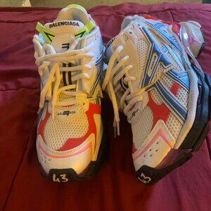 Balenciaga Runner